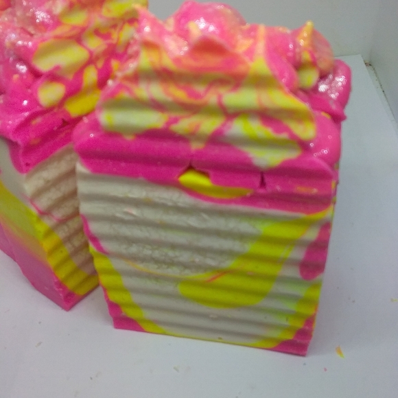 Unicorn 2 bars Pink Grapefruit Bergamote tea tree - Picture 11 of 14